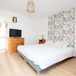 L Escapade Nature Et Gourmande Gites, D'hotes, Piscine, Toulouse Colomiers Gers