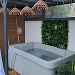 L Escapade Nature Et Gourmande Gites, D'hotes, Piscine, Toulouse Colomiers Gers *