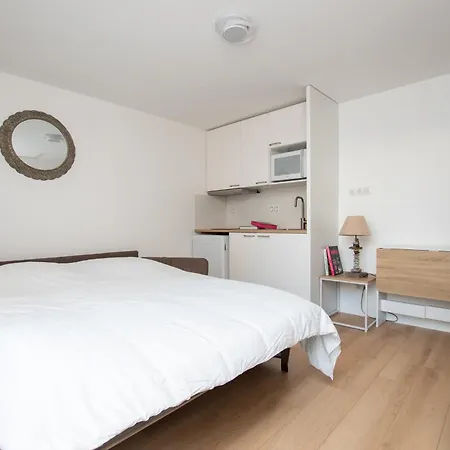 L Escapade Nature Et Gourmande Gites, D'hotes, Piscine, Toulouse Colomiers Gers