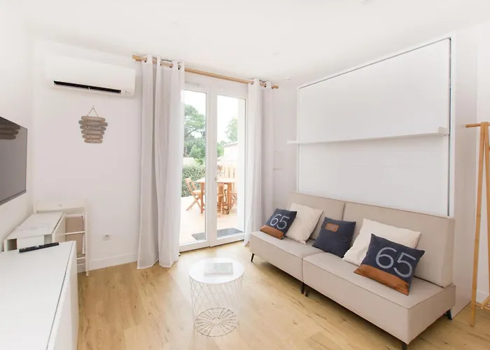 L Escapade Nature Et Gourmande Gites, D'hotes, Piscine, Toulouse Colomiers Gers *