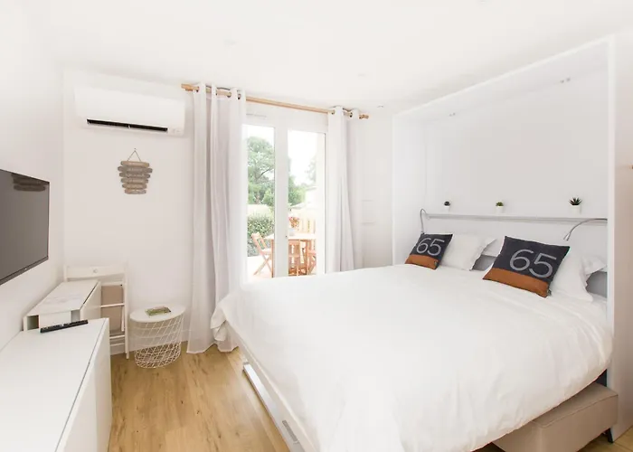 L Escapade Nature Et Gourmande Gites, D'hotes, Piscine, Toulouse Colomiers Gers Pujaudran