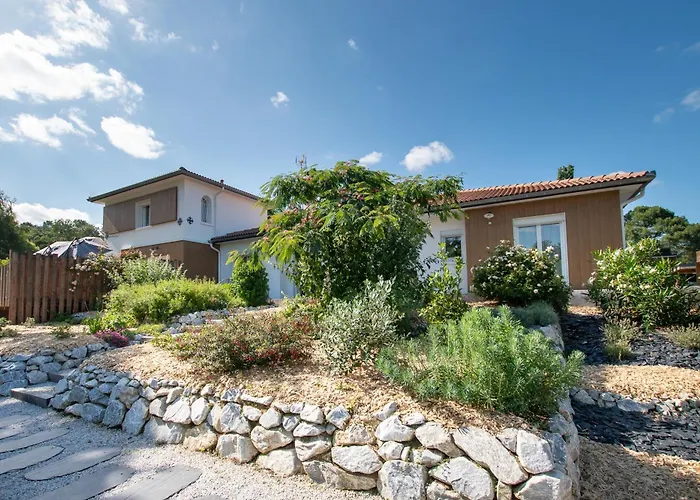 L Escapade Nature Et Gourmande Gites, D'hotes, Piscine, Toulouse Colomiers Gers *