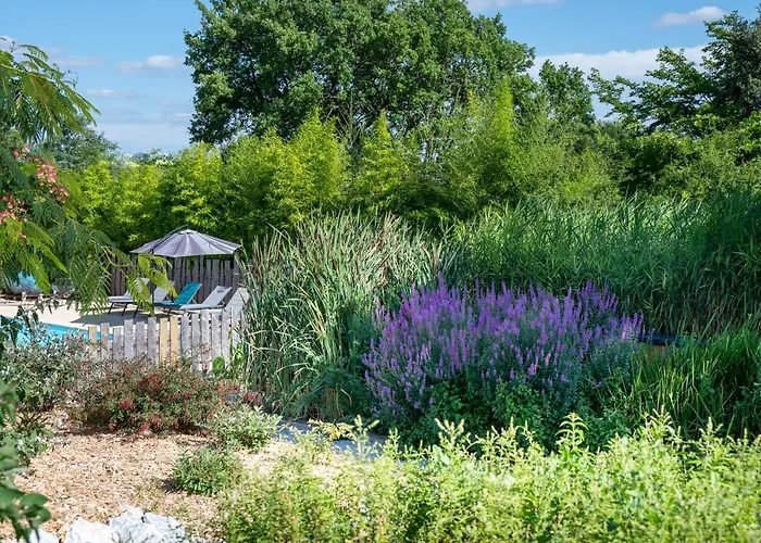 Apartmán L Escapade Nature Et Gourmande Gites, D'hotes, Piscine, Toulouse Colomiers Gers